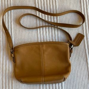 Vintage Coach shoulder bag